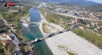 Italia Turrita - Un altro ponte che crolla - 8 Aprile 2020 ALBIANO